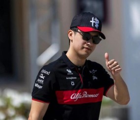 乐鱼-周冠宇续约阿尔法·罗密欧！2024年迎接主场比赛