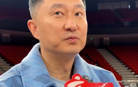 乐鱼体育-杜锋：球队起伏很正常，崔永熙有一年多没打球恢复需要循序渐进