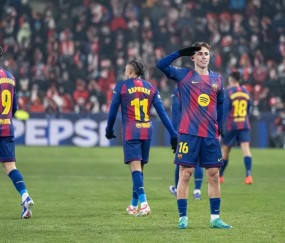 4:2！莱万另类双响，巴萨2记世界波，拒绝爆冷逆转跻进欧冠前八